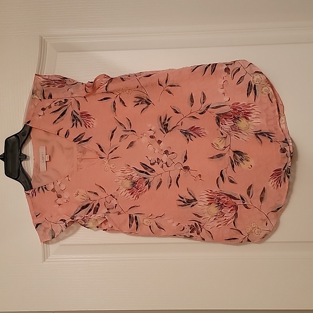 LOFT Flutter Sleeve Blouse